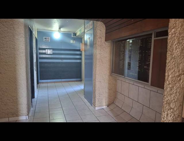 2 BEDROOM HOUSE FOR SALE IN DENLEE